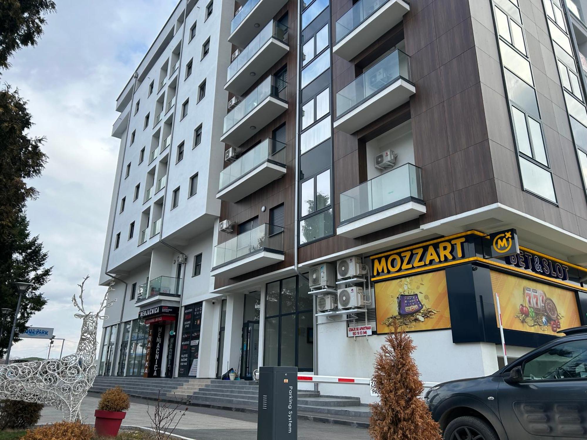 De Lux Nedeljkovic Aparthotel Jagodina Eksteriør bilde