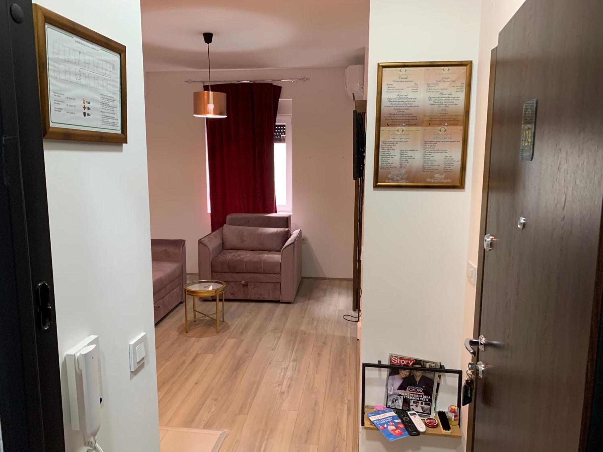 De Lux Nedeljkovic Aparthotel Jagodina Eksteriør bilde